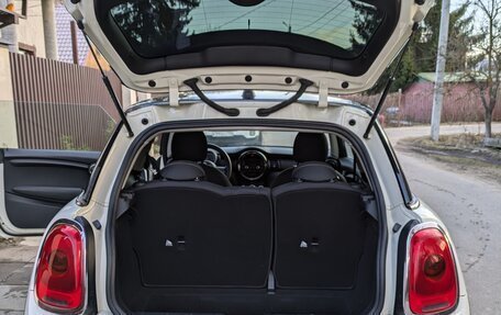 MINI Hatch, 2017 год, 1 500 000 рублей, 11 фотография