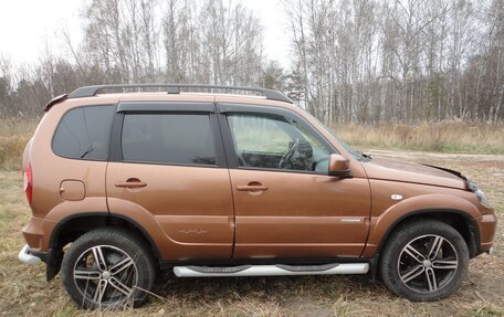 Chevrolet Niva I рестайлинг, 2017 год, 1 100 000 рублей, 4 фотография
