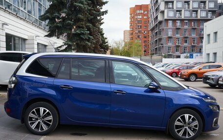 Citroen C4 Picasso II рестайлинг, 2017 год, 1 900 000 рублей, 8 фотография