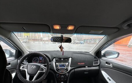 Hyundai Solaris II рестайлинг, 2012 год, 650 000 рублей, 10 фотография