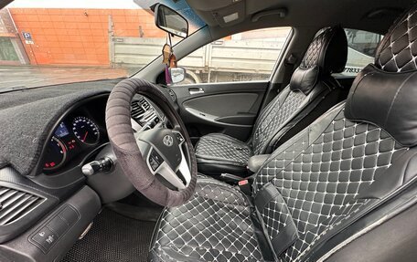 Hyundai Solaris II рестайлинг, 2012 год, 650 000 рублей, 11 фотография
