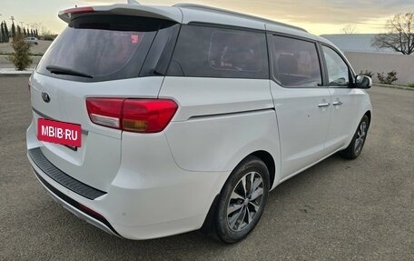 KIA Carnival III, 2018 год, 2 900 000 рублей, 8 фотография