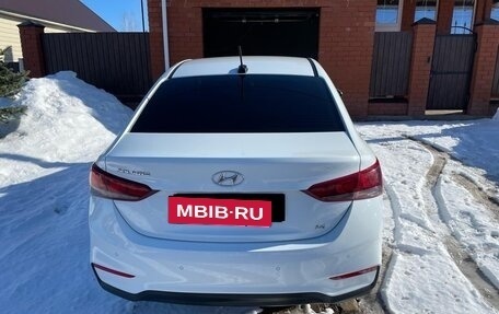 Hyundai Solaris II рестайлинг, 2018 год, 1 450 000 рублей, 3 фотография