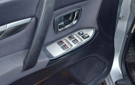 Mitsubishi Pajero IV, 2007 год, 1 599 000 рублей, 8 фотография