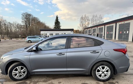 Hyundai Solaris II рестайлинг, 2018 год, 1 370 000 рублей, 4 фотография