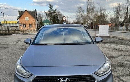 Hyundai Solaris II рестайлинг, 2018 год, 1 370 000 рублей, 2 фотография