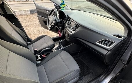 Hyundai Solaris II рестайлинг, 2018 год, 1 370 000 рублей, 11 фотография