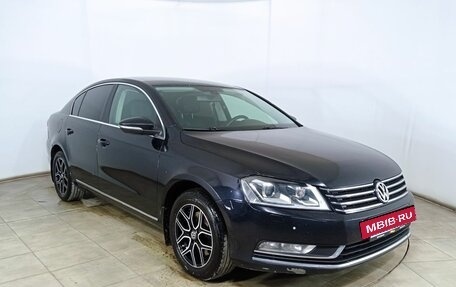 Volkswagen Passat B7, 2012 год, 890 000 рублей, 3 фотография