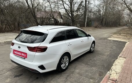 KIA cee'd III, 2020 год, 1 799 999 рублей, 5 фотография