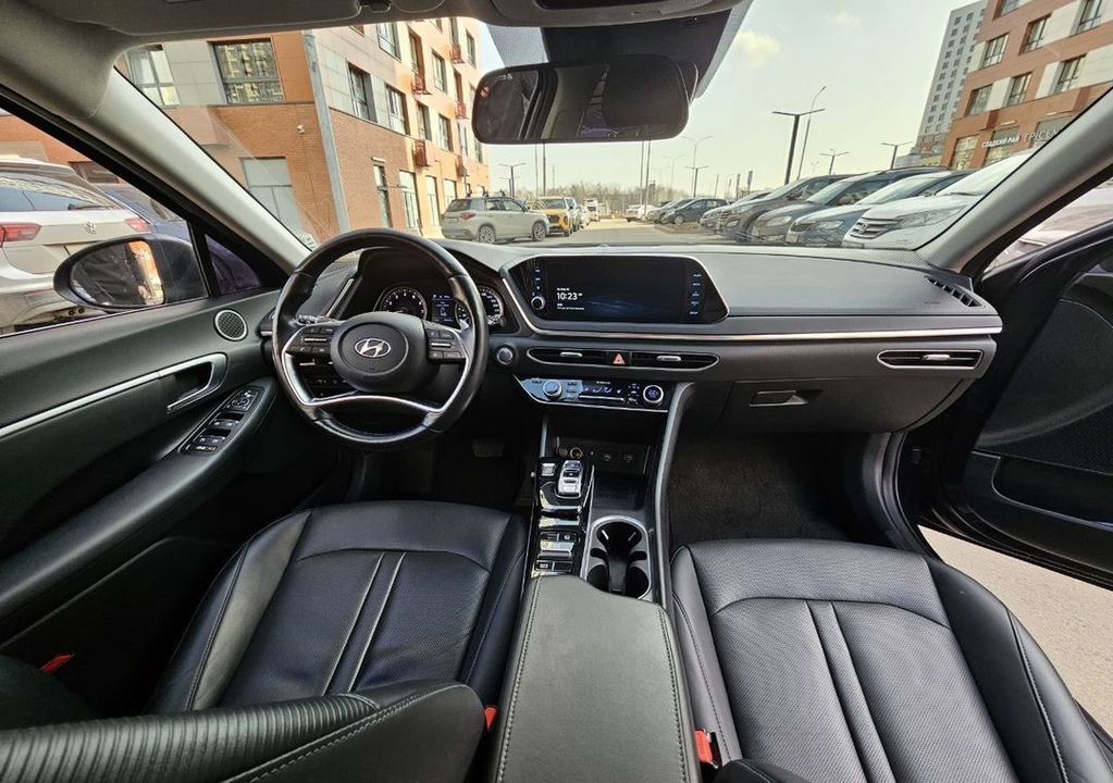 Hyundai Sonata, 2019 год, 2 250 000 рублей, 4 фотография
