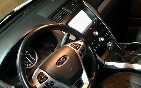 Ford Explorer VI, 2013 год, 2 100 000 рублей, 8 фотография
