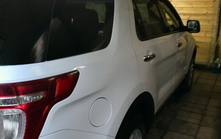Ford Explorer VI, 2013 год, 2 100 000 рублей, 6 фотография