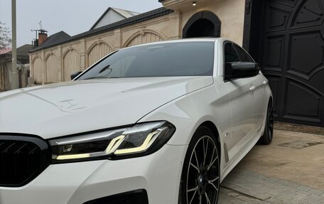 BMW 5 серия, 2020 год, 5 100 000 рублей, 3 фотография