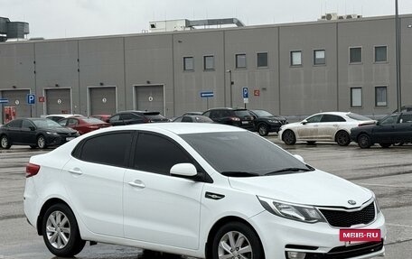 KIA Rio III рестайлинг, 2015 год, 950 000 рублей, 2 фотография