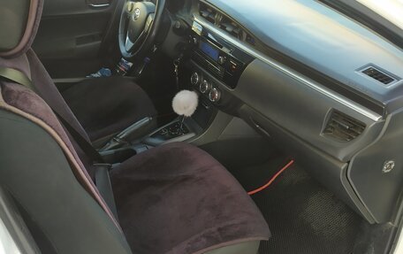 Toyota Corolla, 2014 год, 1 200 000 рублей, 18 фотография