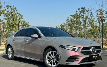 Mercedes-Benz A-Класс, 2021 год, 1 920 000 рублей, 5 фотография
