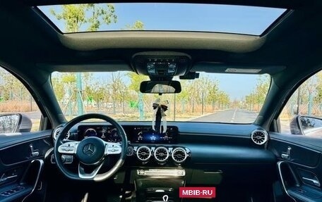 Mercedes-Benz A-Класс, 2021 год, 1 920 000 рублей, 9 фотография