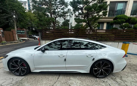 Audi RS 7, 2021 год, 14 300 000 рублей, 18 фотография