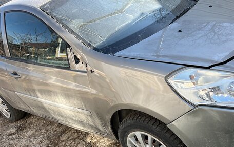 Renault Clio III, 2009 год, 199 000 рублей, 2 фотография