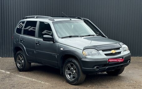 Chevrolet Niva I рестайлинг, 2019 год, 889 000 рублей, 3 фотография
