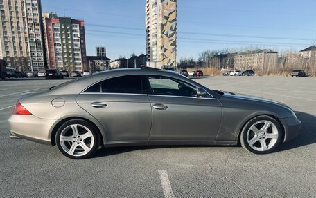 Mercedes-Benz CLS, 2004 год, 1 100 000 рублей, 11 фотография
