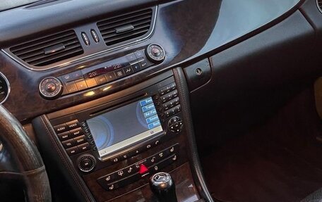 Mercedes-Benz CLS, 2004 год, 1 100 000 рублей, 8 фотография