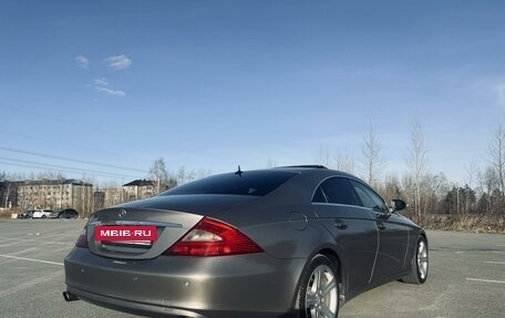 Mercedes-Benz CLS, 2004 год, 1 100 000 рублей, 10 фотография