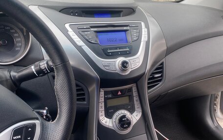 Hyundai Avante, 2012 год, 960 000 рублей, 5 фотография