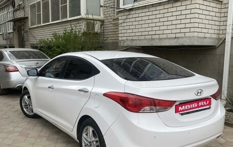 Hyundai Avante, 2012 год, 960 000 рублей, 3 фотография