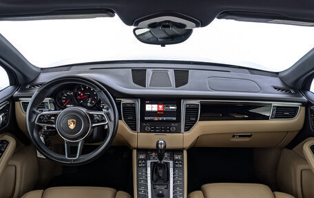 Porsche Macan I рестайлинг, 2016 год, 3 490 000 рублей, 14 фотография