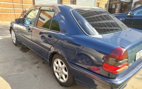 Mercedes-Benz C-Класс, 1998 год, 400 000 рублей, 25 фотография