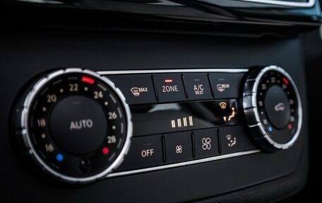 Mercedes-Benz GLE, 2015 год, 3 500 000 рублей, 15 фотография
