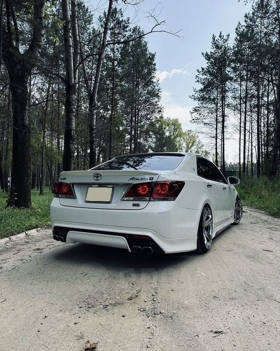 Toyota Crown, 2013 год, 2 420 000 рублей, 8 фотография