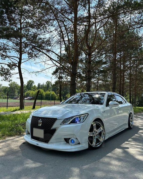 Toyota Crown, 2013 год, 2 420 000 рублей, 6 фотография