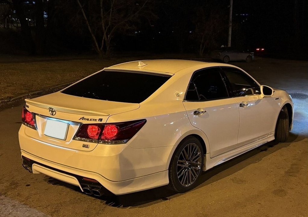 Toyota Crown, 2013 год, 2 420 000 рублей, 12 фотография