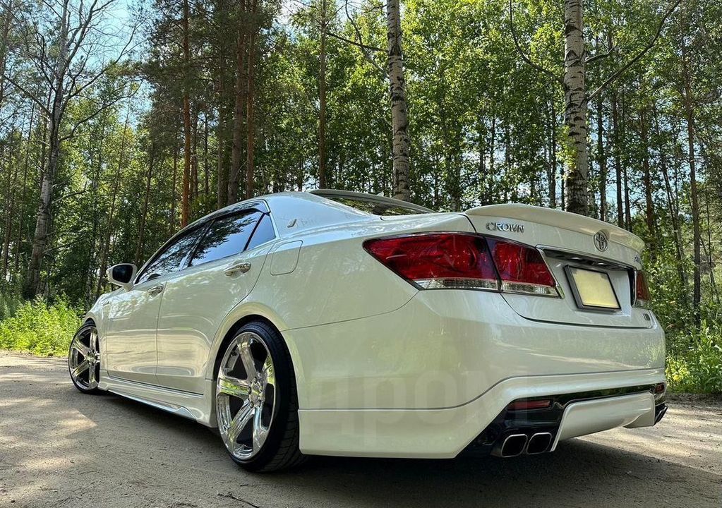Toyota Crown, 2013 год, 2 420 000 рублей, 7 фотография