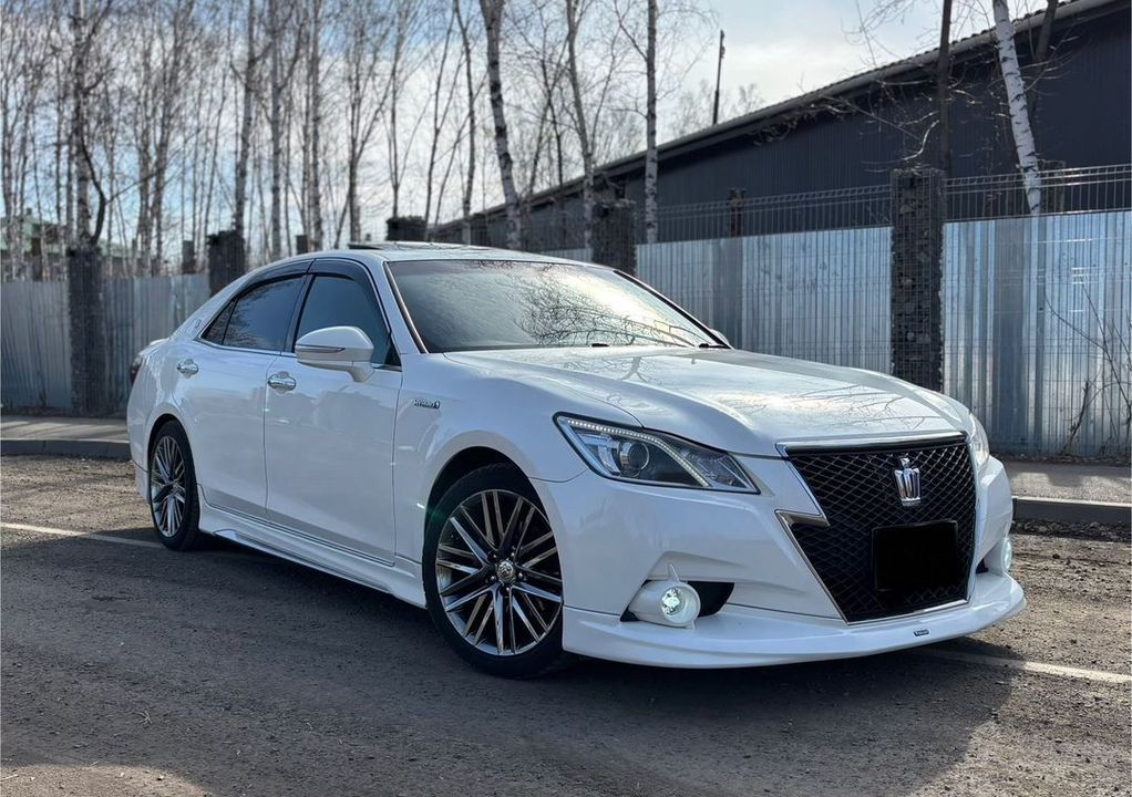 Toyota Crown, 2013 год, 2 420 000 рублей, 10 фотография