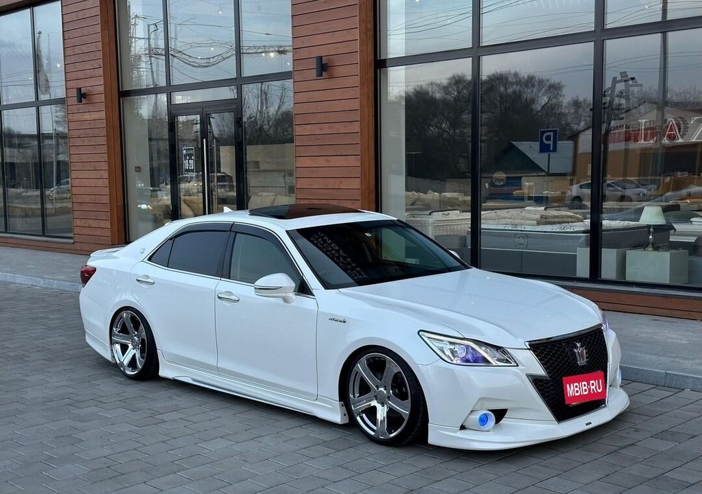 Toyota Crown, 2013 год, 2 420 000 рублей, 9 фотография