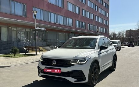 Volkswagen Tiguan II, 2021 год, 5 500 000 рублей, 1 фотография