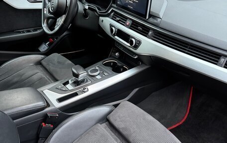 Audi A4, 2016 год, 3 100 000 рублей, 15 фотография