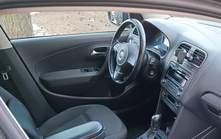 Volkswagen Polo VI (EU Market), 2011 год, 1 290 000 рублей, 8 фотография