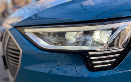 Audi e-tron I, 2019 год, 4 550 000 рублей, 10 фотография