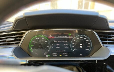 Audi e-tron I, 2019 год, 4 550 000 рублей, 17 фотография