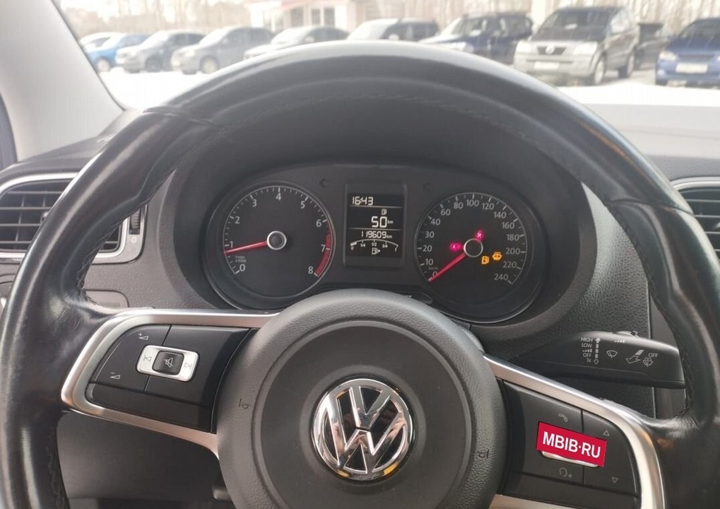 Volkswagen Polo, 2019 год, 1 290 000 рублей, 14 фотография