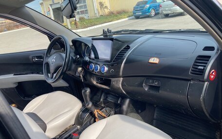 Mitsubishi L200 IV рестайлинг, 2008 год, 1 150 000 рублей, 13 фотография
