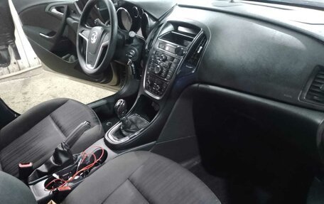 Opel Astra J, 2012 год, 550 000 рублей, 7 фотография