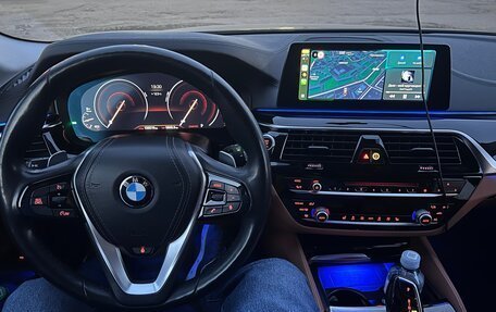 BMW 5 серия, 2018 год, 3 300 000 рублей, 2 фотография