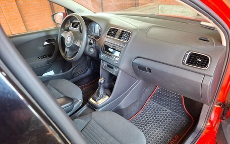 Volkswagen Polo VI (EU Market), 2012 год, 950 000 рублей, 11 фотография