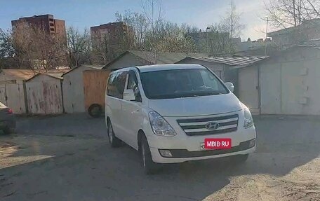 Hyundai Grand Starex Grand Starex I рестайлинг 2, 2017 год, 3 100 000 рублей, 3 фотография