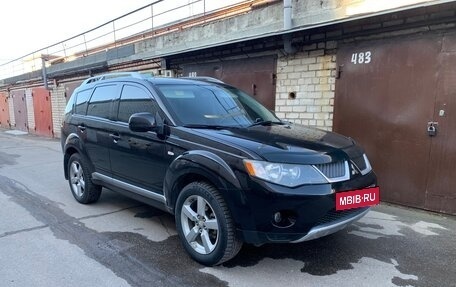 Mitsubishi Outlander III рестайлинг 3, 2008 год, 920 000 рублей, 2 фотография
